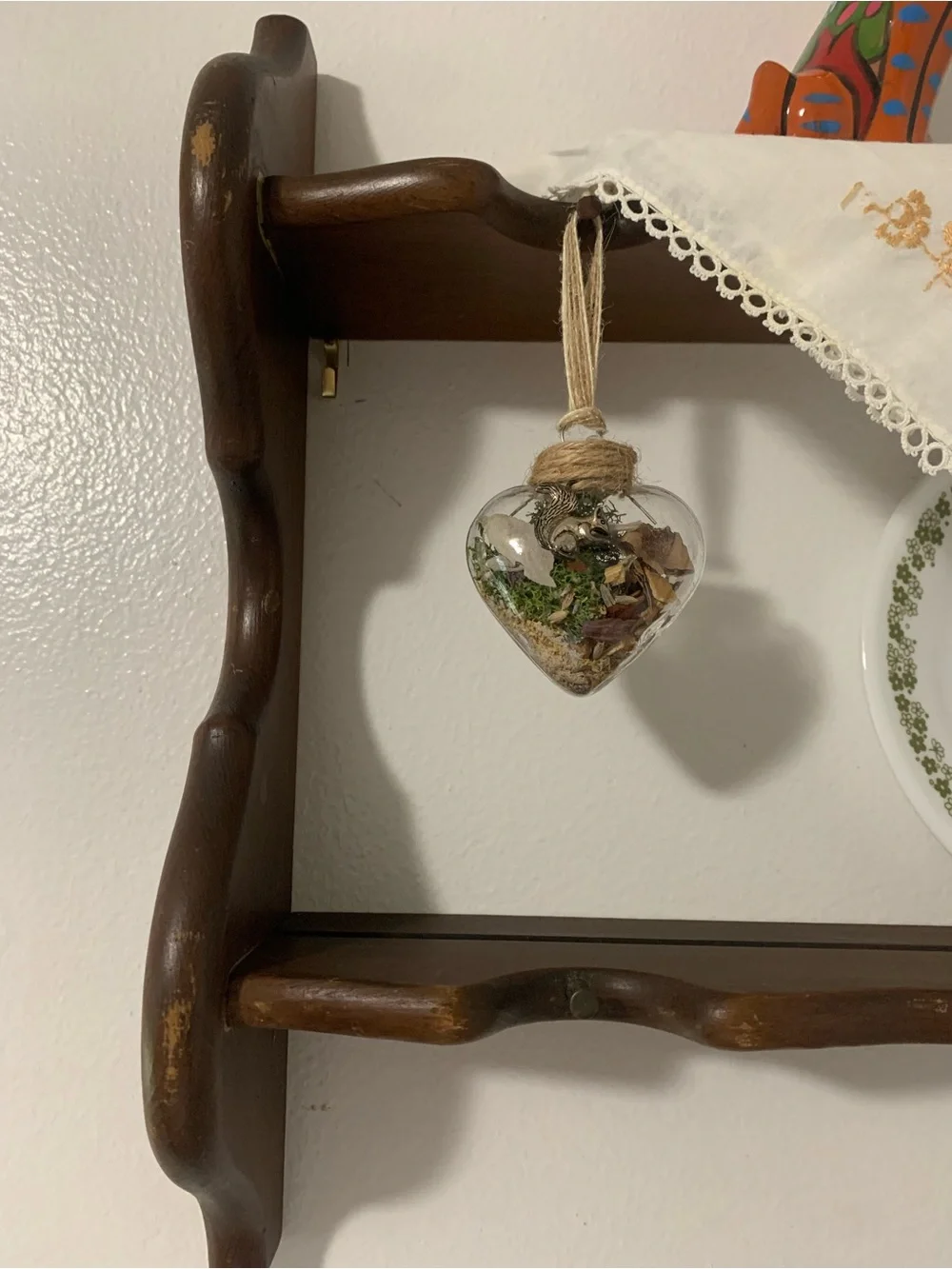 Vintage Wooden Teacup & Saucer Wall Display Shelf MCM Country Cottagecore Retro